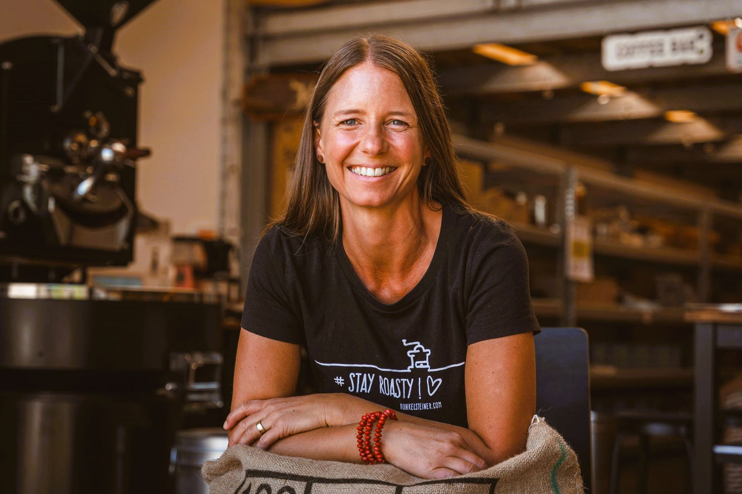 Kaffeerösterin und Baristameisterin Petra Leitner von DUNKELSTEINER COFFEE